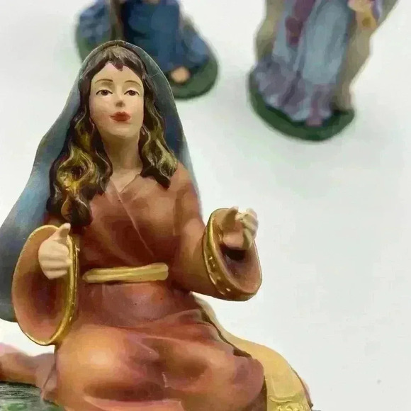 Thomas Kinkade Hawthorne Village Joseph, Mother Mary & King Caspar 2007 Figurine - Picture 2 of 6